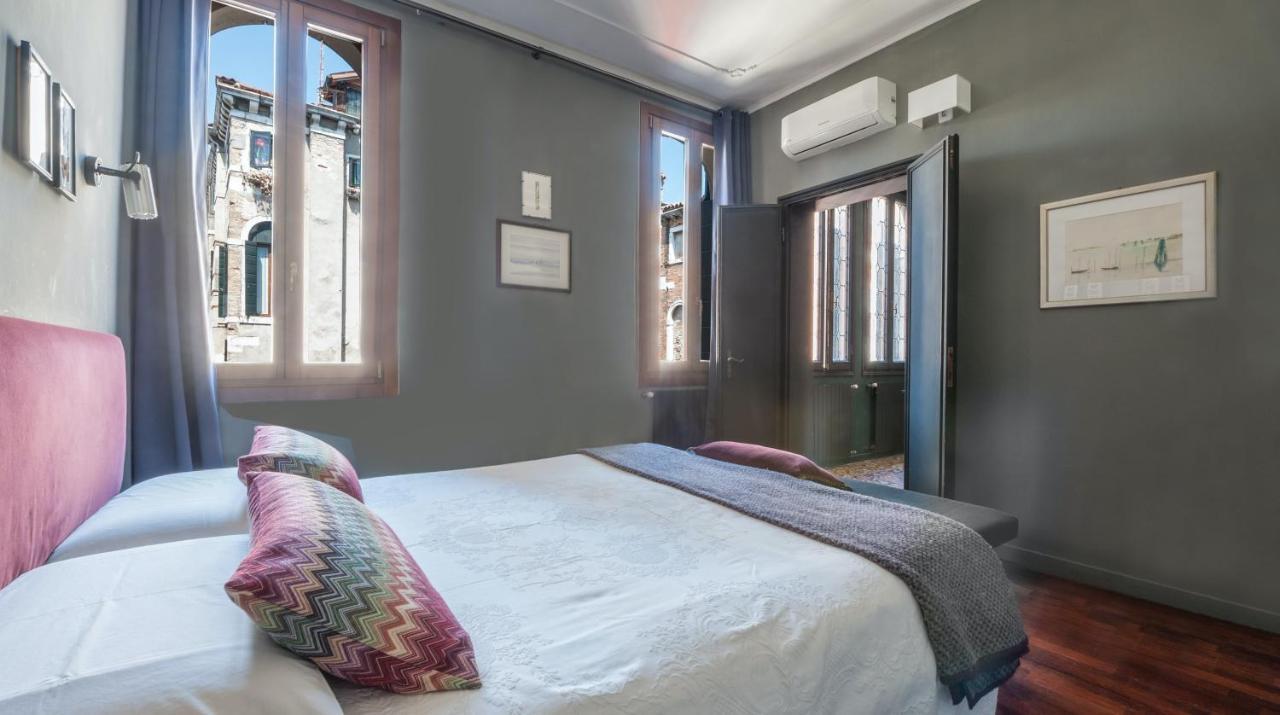 Stylish Renovated Apartment In The Heart Of The City Venedig Exteriör bild