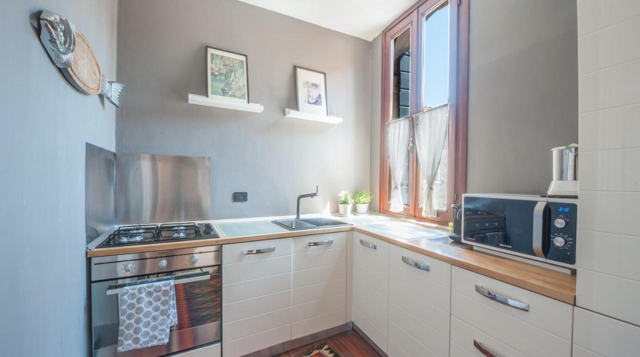 Stylish Renovated Apartment In The Heart Of The City Venedig Exteriör bild